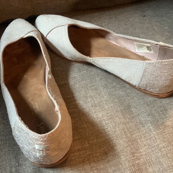 Toms pointed toe flat size 9.5 - Picture 4 of 5